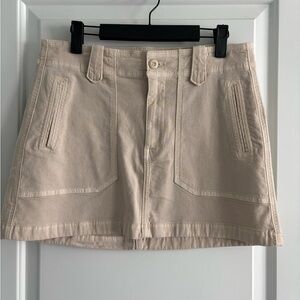 American Eagle Beige Skirt